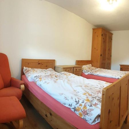 Privatzimmer Fasser In Muestair- Zentrale Lage Bagian luar foto